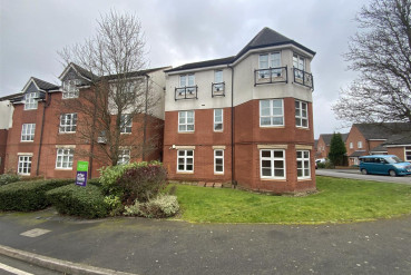 Wavers Marston, Marston Green