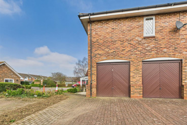 The Hawthorns, Lutterworth