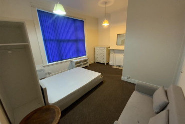 Warwick Road, Olton, Solihull