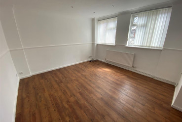 Stonebury Avenue, Eastern Green, Coventry