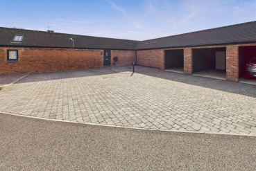 Newbold Farm, Newbold-On-Avon, Rugby