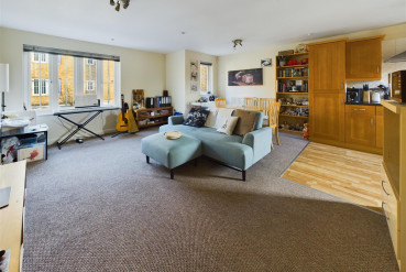 Avocet Close, Coton Meadows, Rugby