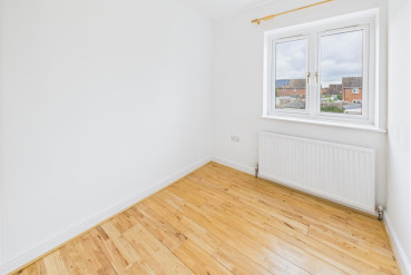 Baker Avenue, Leamington Spa