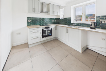 Baker Avenue, Leamington Spa