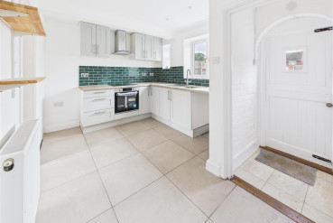 Baker Avenue, Leamington Spa