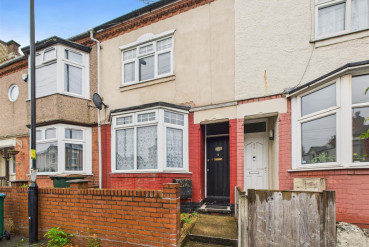 Kingsland Avenue, Chapelfields, Coventry