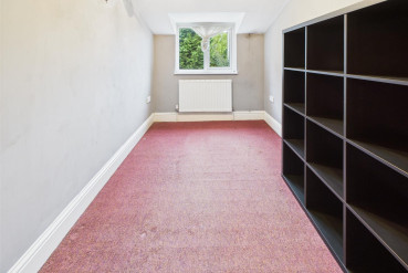 Kingsland Avenue, Chapelfields, Coventry