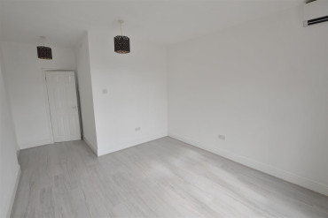 Holbrook Lane, Holbrooks Coventry