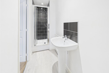 Nickleby Close, Rugby