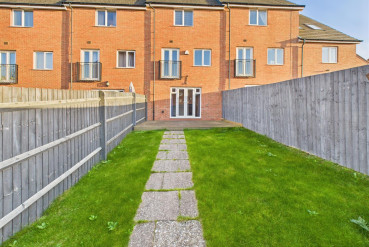 Nickleby Close, Rugby