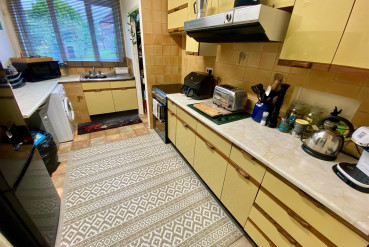 Arnold Avenue, Styvechale, Coventry