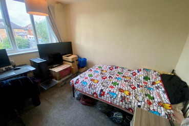 Arnold Avenue, Styvechale, Coventry