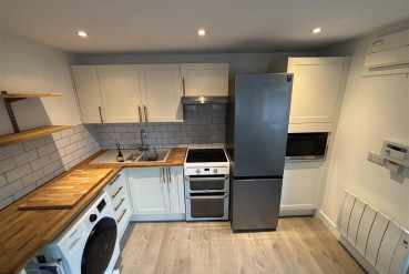 The Burrows, Leys Lane, Meriden