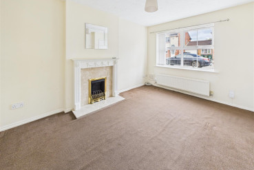 Moore Close, Longford, Coventry