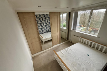 Lincroft Crescent, Chapelfields, Coventry