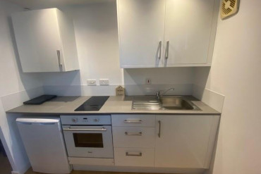 Follager Road, Rugby