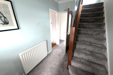 Loverock Crescent, Rugby