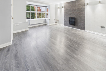 Alicia Close, Cawston, Rugby