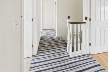 Alicia Close, Cawston, Rugby