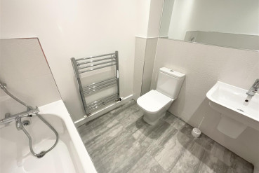 Raffles Place, Long Lawford