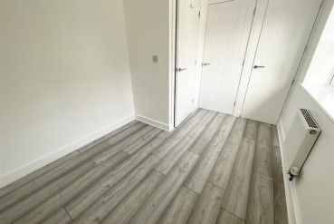 Raffles Place, Long Lawford