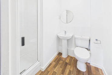 Charles Warren Close, Rugby