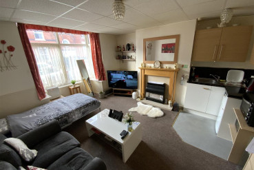 The Avenue, Acocks Green