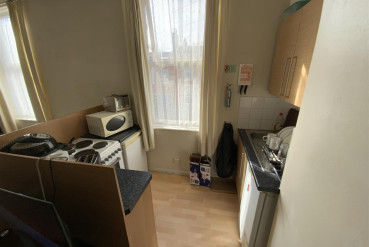 The Avenue, Acocks Green