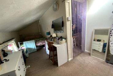 The Avenue, Acocks Green