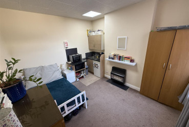 The Avenue, Acocks Green