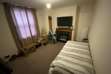 The Avenue, Acocks Green