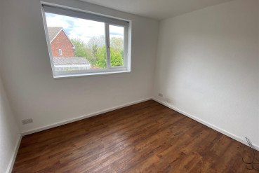 Stonebury Avenue, Eastern Green, Coventry