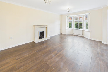 Chorley Way, Daimler Green, Coventry