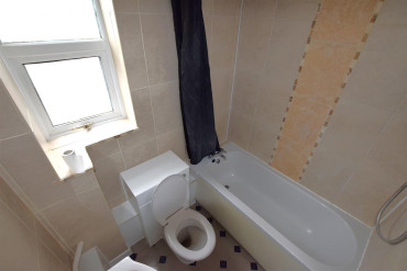 Hexworthy Avenue, Styvechale, Coventry