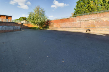 Lowry Mews Dillotford Avenue Styvechale Coventry