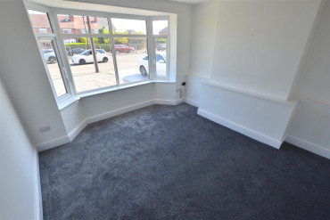 Kenpas Highway, Coventry