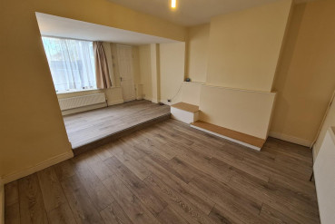 Broad Lane, Eastern Green, Coventry