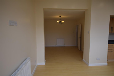Queen Isabel`s Avenue, Cheylesmore, Coventry