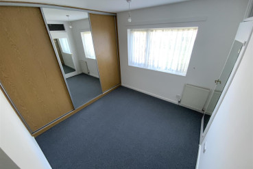 Giles Close, Stechford
