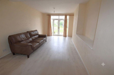 Pine Tree Avenue, Tile Hill, Coventry