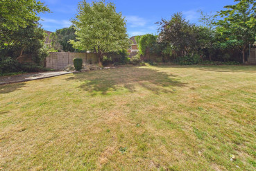The Crescent, Cawston, Rugby