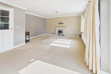 The Crescent, Cawston, Rugby