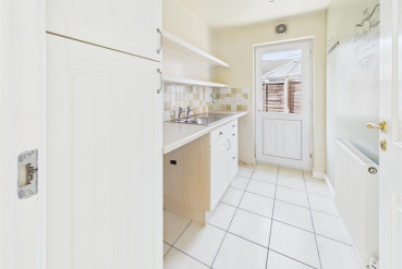 The Crescent, Cawston, Rugby
