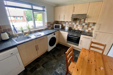 Stonebury Avenue, Eastern Green, Coventry