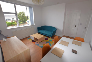 Quinton Parade, Cheylesmore, Coventry