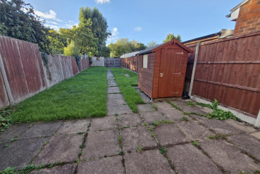 Overslade Crescent, Coundon, Coventry